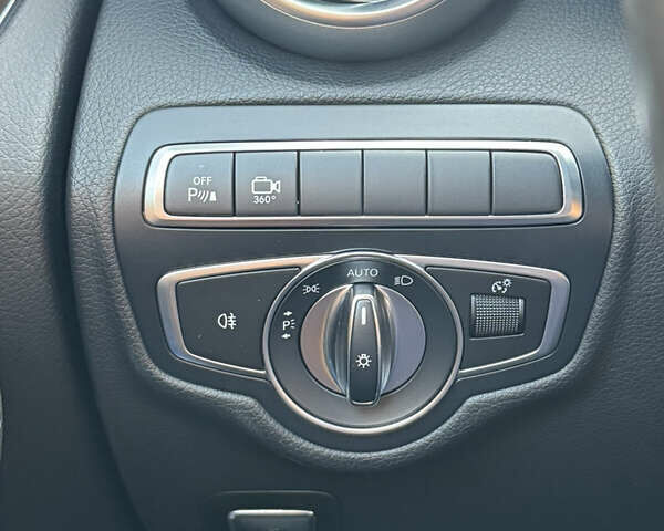 Белый Мерседес ГЛЦ-Класс, объемом двигателя 2.2 л и пробегом 52 тыс. км за 44500 $, фото 23 на Automoto.ua