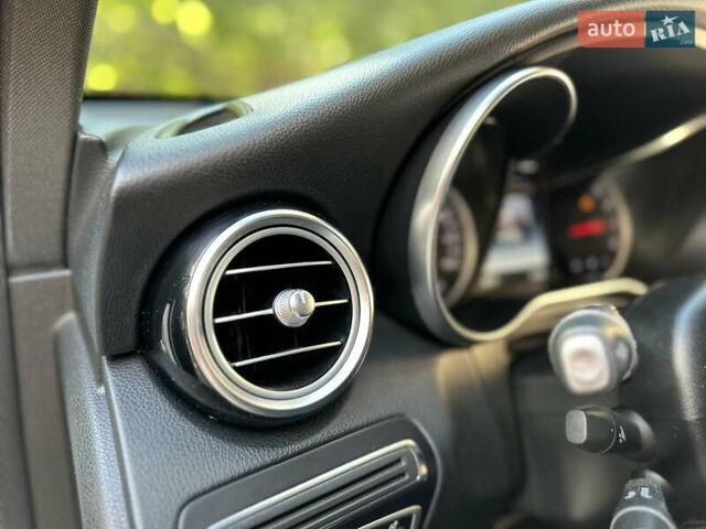 Білий Мерседес ГЛЦ-Клас, об'ємом двигуна 2 л та пробігом 182 тис. км за 22800 $, фото 80 на Automoto.ua