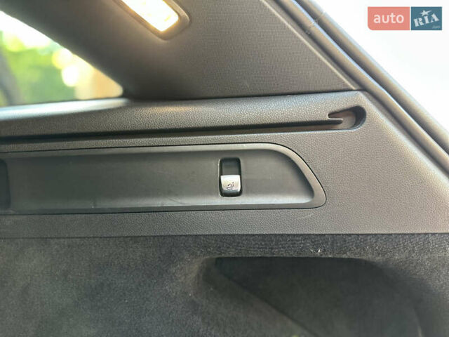 Білий Мерседес ГЛЦ-Клас, об'ємом двигуна 2 л та пробігом 182 тис. км за 22800 $, фото 129 на Automoto.ua