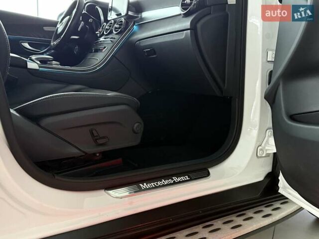Белый Мерседес ГЛЦ-Класс, объемом двигателя 2.14 л и пробегом 220 тыс. км за 33000 $, фото 36 на Automoto.ua