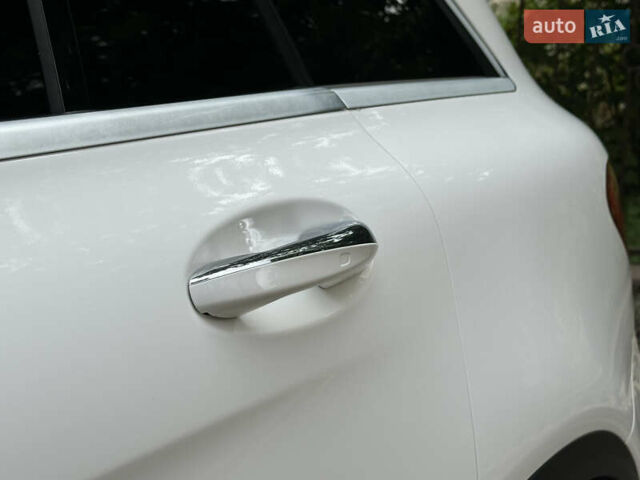 Білий Мерседес ГЛЦ-Клас, об'ємом двигуна 2 л та пробігом 182 тис. км за 22800 $, фото 17 на Automoto.ua