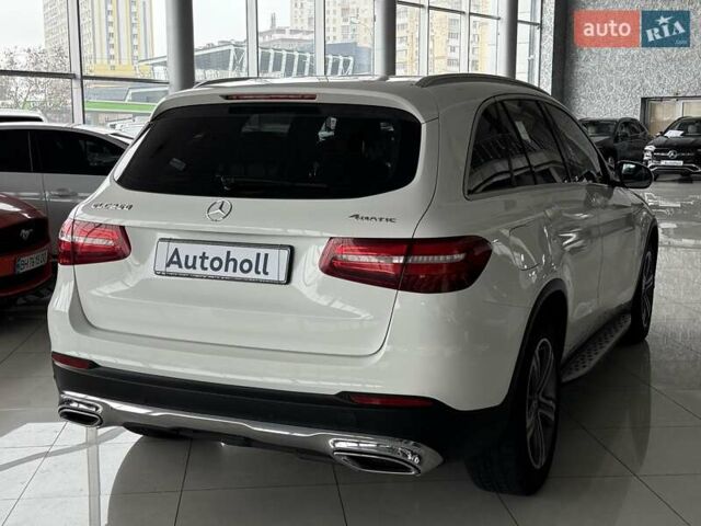 Белый Мерседес ГЛЦ-Класс, объемом двигателя 2.14 л и пробегом 220 тыс. км за 33000 $, фото 5 на Automoto.ua