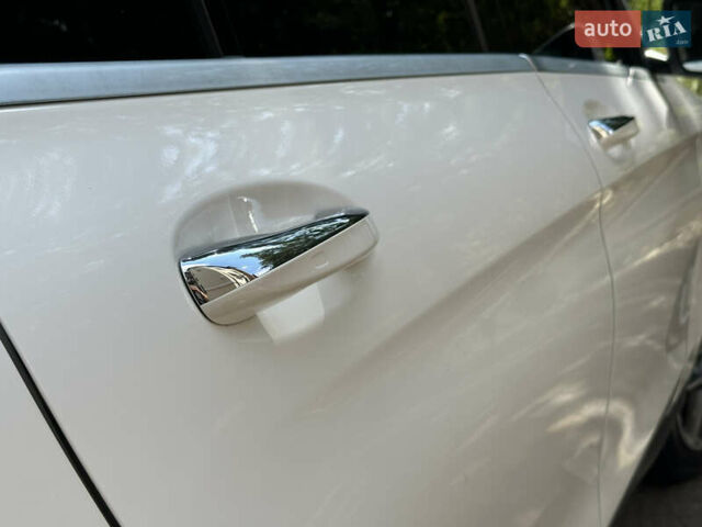 Білий Мерседес ГЛЦ-Клас, об'ємом двигуна 2 л та пробігом 182 тис. км за 22800 $, фото 70 на Automoto.ua