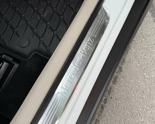 Белый Мерседес ГЛЦ-Класс, объемом двигателя 2.14 л и пробегом 55 тыс. км за 35700 $, фото 42 на Automoto.ua