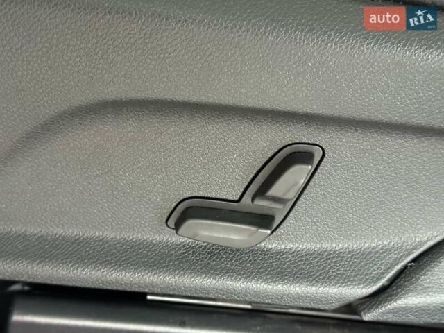 Белый Мерседес ГЛЦ-Класс, объемом двигателя 2.14 л и пробегом 220 тыс. км за 33000 $, фото 32 на Automoto.ua