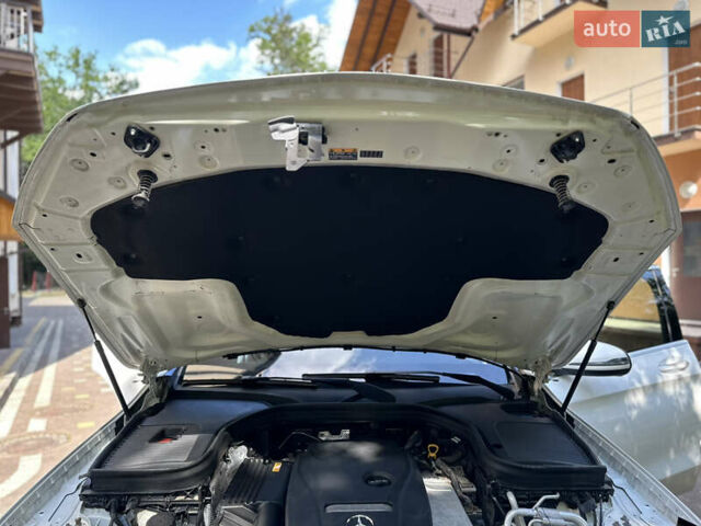 Білий Мерседес ГЛЦ-Клас, об'ємом двигуна 2 л та пробігом 182 тис. км за 22800 $, фото 131 на Automoto.ua