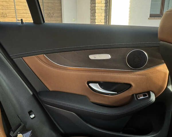 Белый Мерседес ГЛЦ-Класс, объемом двигателя 2.2 л и пробегом 52 тыс. км за 44500 $, фото 27 на Automoto.ua