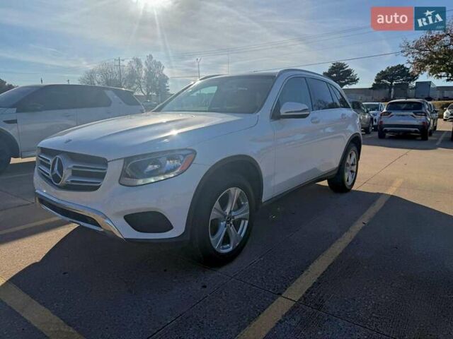 Белый Мерседес ГЛЦ-Класс, объемом двигателя 2 л и пробегом 190 тыс. км за 8300 $, фото 1 на Automoto.ua