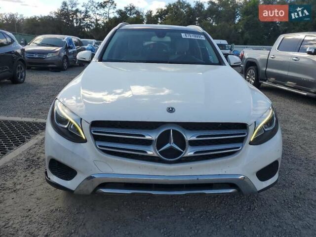Белый Мерседес ГЛЦ-Класс, объемом двигателя 1.99 л и пробегом 97 тыс. км за 6000 $, фото 4 на Automoto.ua