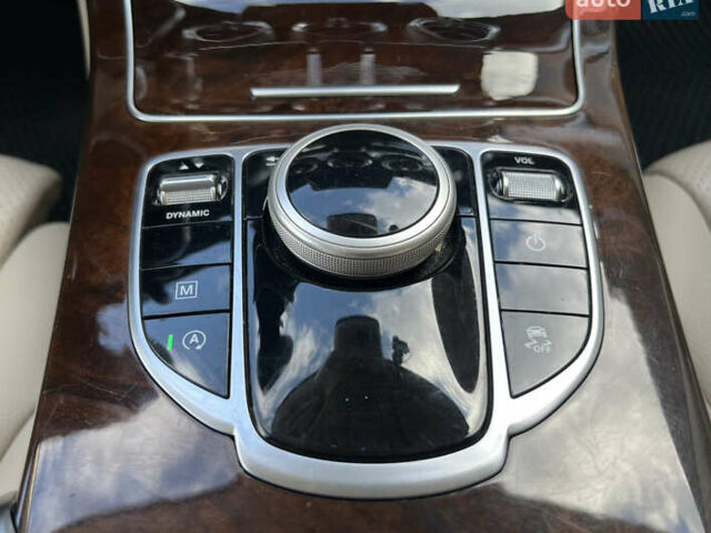 Белый Мерседес ГЛЦ-Класс, объемом двигателя 1.99 л и пробегом 115 тыс. км за 32800 $, фото 66 на Automoto.ua