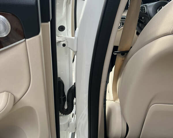 Белый Мерседес ГЛЦ-Класс, объемом двигателя 1.99 л и пробегом 115 тыс. км за 32800 $, фото 33 на Automoto.ua