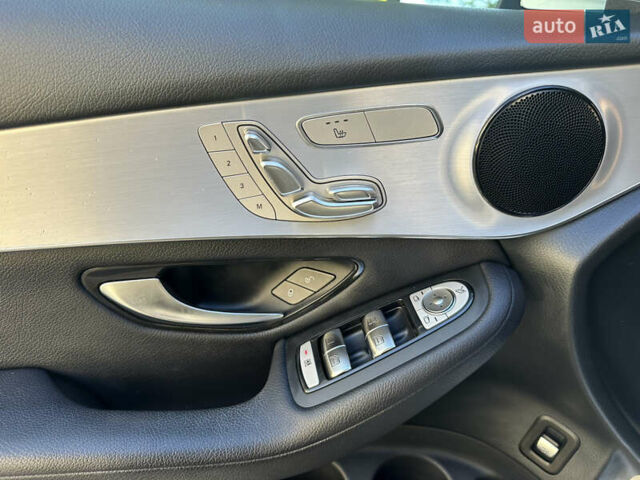 Белый Мерседес ГЛЦ-Класс, объемом двигателя 1.99 л и пробегом 81 тыс. км за 29000 $, фото 20 на Automoto.ua