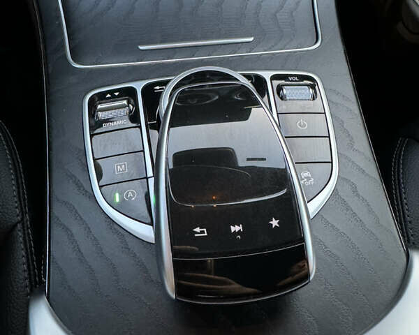 Мерседес ГЛЦ-Класс 2019 в Ровно на Automoto.ua Белый Мерседес ГЛЦ-Класс, объемом двигателя 2 л и пробегом 40 тыс. км за 32000 $, фото 21 на Automoto.ua