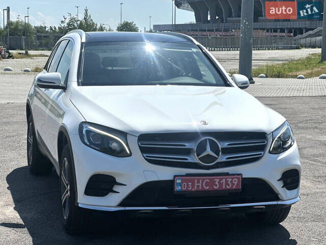 Белый Мерседес ГЛЦ-Класс, объемом двигателя 1.99 л и пробегом 95 тыс. км за 31500 $, фото 3 на Automoto.ua