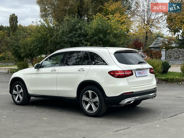 Білий Мерседес ГЛЦ-Клас, об'ємом двигуна 1.99 л та пробігом 67 тис. км за 29999 $, фото 6 на Automoto.ua