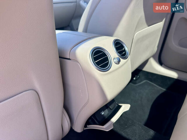 Белый Мерседес ГЛЦ-Класс, объемом двигателя 1.99 л и пробегом 95 тыс. км за 31500 $, фото 26 на Automoto.ua