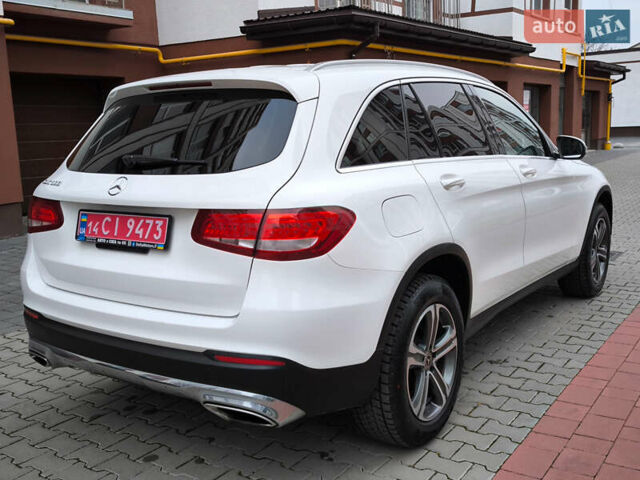 Белый Мерседес ГЛЦ-Класс, объемом двигателя 2 л и пробегом 135 тыс. км за 21600 $, фото 69 на Automoto.ua