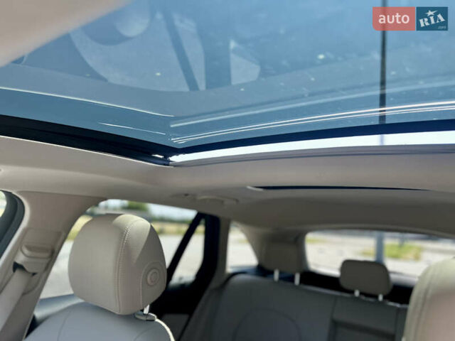 Белый Мерседес ГЛЦ-Класс, объемом двигателя 1.99 л и пробегом 95 тыс. км за 31500 $, фото 34 на Automoto.ua