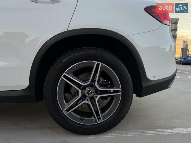 Білий Мерседес ГЛЦ-Клас, об'ємом двигуна 2 л та пробігом 36 тис. км за 47000 $, фото 9 на Automoto.ua