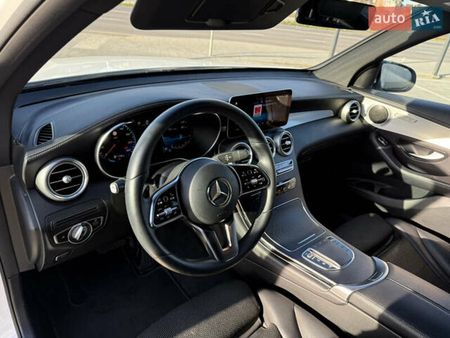 Белый Мерседес ГЛЦ-Класс, объемом двигателя 1.95 л и пробегом 280 тыс. км за 30500 $, фото 11 на Automoto.ua