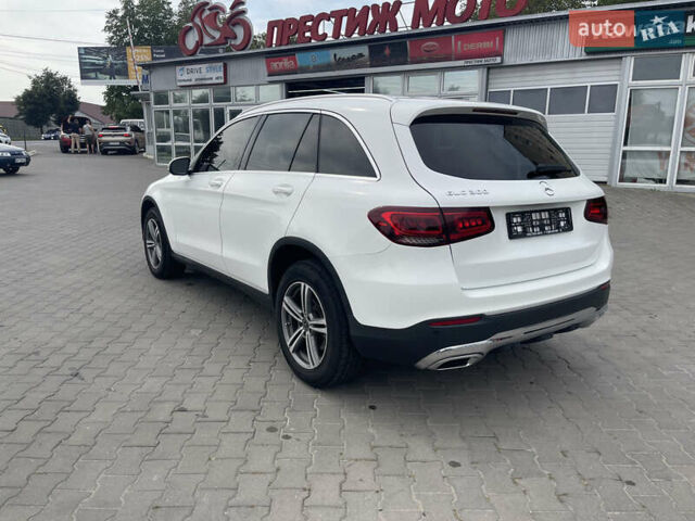 Білий Мерседес ГЛЦ-Клас, об'ємом двигуна 1.99 л та пробігом 212 тис. км за 32000 $, фото 3 на Automoto.ua