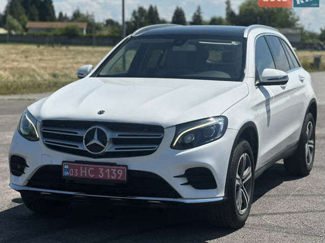 Белый Мерседес ГЛЦ-Класс, объемом двигателя 1.99 л и пробегом 95 тыс. км за 31500 $, фото 1 на Automoto.ua