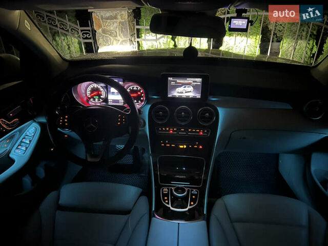 Белый Мерседес ГЛЦ-Класс, объемом двигателя 1.99 л и пробегом 115 тыс. км за 32800 $, фото 29 на Automoto.ua