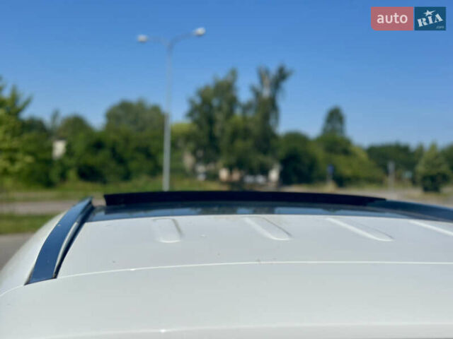 Белый Мерседес ГЛЦ-Класс, объемом двигателя 1.99 л и пробегом 95 тыс. км за 31500 $, фото 16 на Automoto.ua