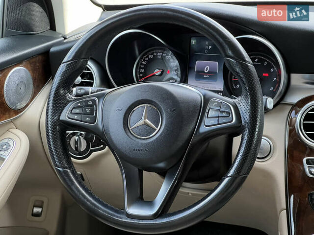 Белый Мерседес ГЛЦ-Класс, объемом двигателя 1.99 л и пробегом 115 тыс. км за 32800 $, фото 63 на Automoto.ua