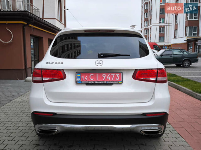 Белый Мерседес ГЛЦ-Класс, объемом двигателя 2 л и пробегом 135 тыс. км за 21600 $, фото 67 на Automoto.ua