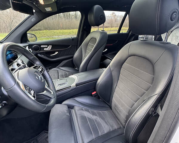 Білий Мерседес ГЛЦ-Клас, об'ємом двигуна 1.99 л та пробігом 71 тис. км за 47900 $, фото 13 на Automoto.ua