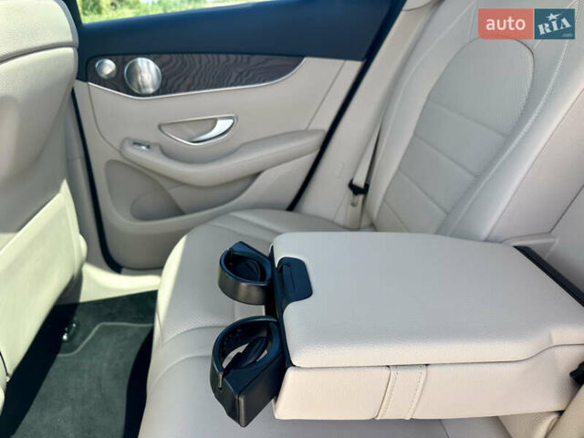 Белый Мерседес ГЛЦ-Класс, объемом двигателя 1.99 л и пробегом 95 тыс. км за 31500 $, фото 27 на Automoto.ua