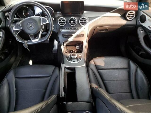 Белый Мерседес ГЛЦ-Класс, объемом двигателя 1.99 л и пробегом 56 тыс. км за 9200 $, фото 7 на Automoto.ua