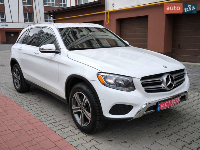 Белый Мерседес ГЛЦ-Класс, объемом двигателя 2 л и пробегом 135 тыс. км за 21600 $, фото 74 на Automoto.ua