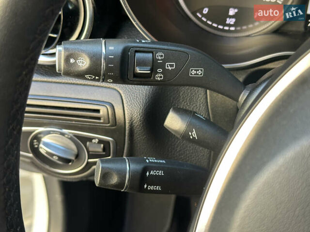 Белый Мерседес ГЛЦ-Класс, объемом двигателя 1.99 л и пробегом 81 тыс. км за 29000 $, фото 40 на Automoto.ua