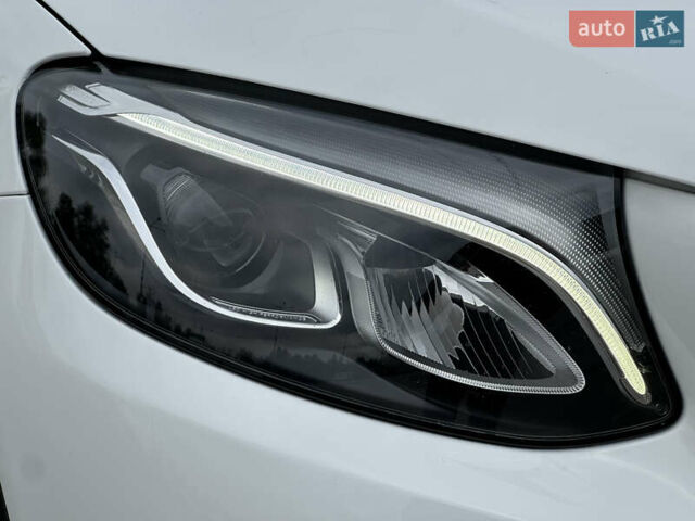 Белый Мерседес ГЛЦ-Класс, объемом двигателя 1.99 л и пробегом 81 тыс. км за 29000 $, фото 8 на Automoto.ua