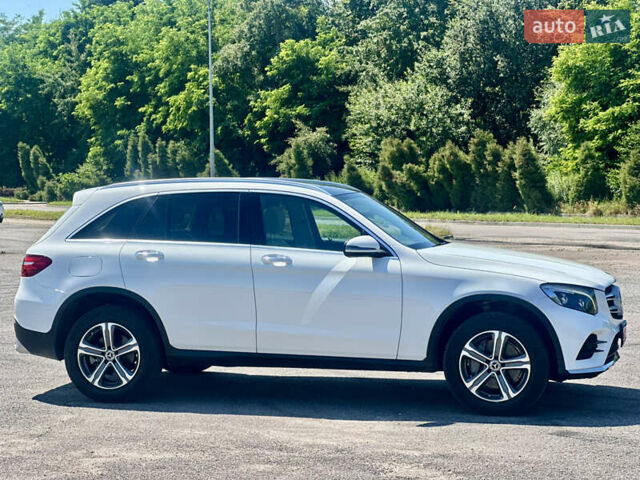 Белый Мерседес ГЛЦ-Класс, объемом двигателя 1.99 л и пробегом 95 тыс. км за 31500 $, фото 6 на Automoto.ua