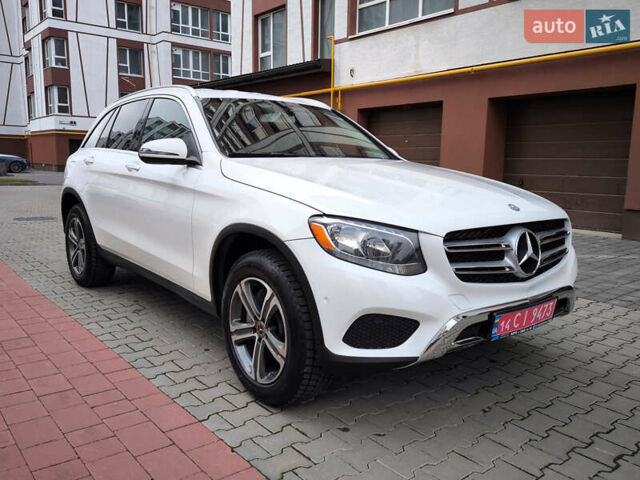 Белый Мерседес ГЛЦ-Класс, объемом двигателя 2 л и пробегом 135 тыс. км за 21600 $, фото 16 на Automoto.ua