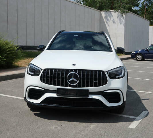 Белый Мерседес ГЛЦ-Класс, объемом двигателя 1.99 л и пробегом 79 тыс. км за 32500 $, фото 2 на Automoto.ua