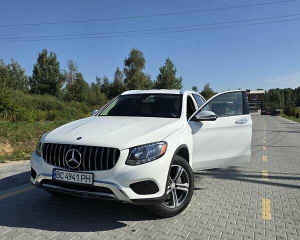 Белый Мерседес ГЛЦ-Класс, объемом двигателя 1.99 л и пробегом 80 тыс. км за 23000 $, фото 5 на Automoto.ua