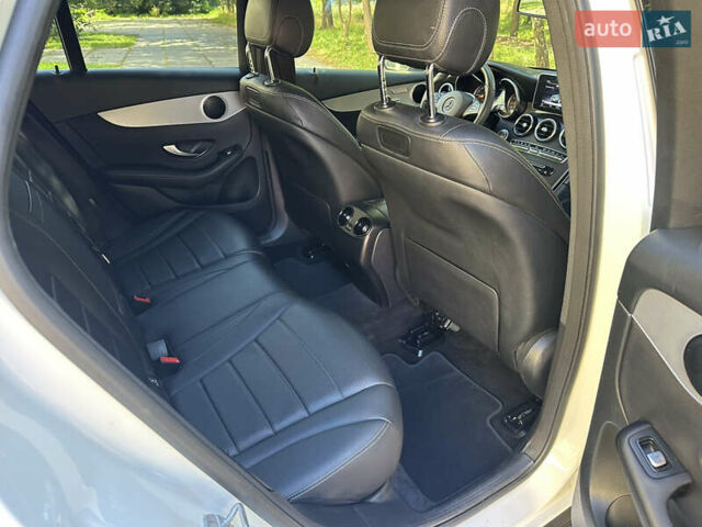 Белый Мерседес ГЛЦ-Класс, объемом двигателя 1.99 л и пробегом 81 тыс. км за 29000 $, фото 28 на Automoto.ua