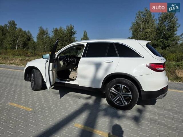 Білий Мерседес ГЛЦ-Клас, об'ємом двигуна 1.99 л та пробігом 80 тис. км за 25000 $, фото 6 на Automoto.ua
