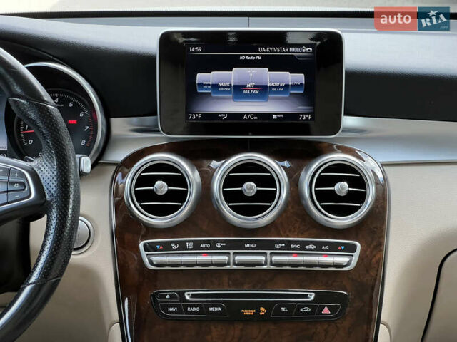 Белый Мерседес ГЛЦ-Класс, объемом двигателя 1.99 л и пробегом 115 тыс. км за 32800 $, фото 64 на Automoto.ua