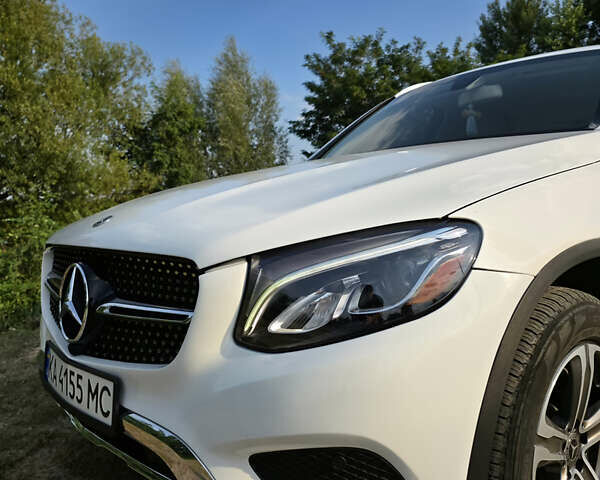 Білий Мерседес ГЛЦ-Клас, об'ємом двигуна 2 л та пробігом 66 тис. км за 29700 $, фото 13 на Automoto.ua
