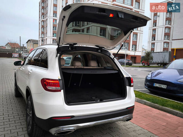 Белый Мерседес ГЛЦ-Класс, объемом двигателя 2 л и пробегом 135 тыс. км за 21600 $, фото 57 на Automoto.ua