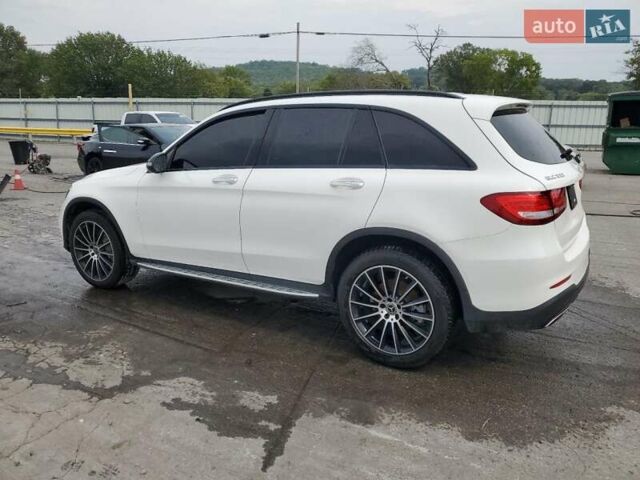 Белый Мерседес ГЛЦ-Класс, объемом двигателя 1.99 л и пробегом 56 тыс. км за 9200 $, фото 1 на Automoto.ua