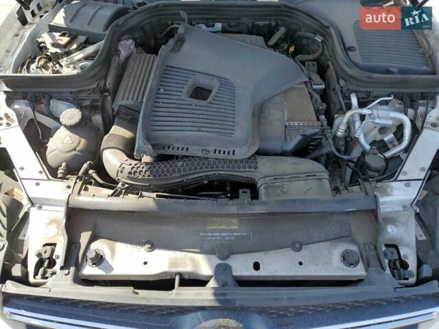 Белый Мерседес ГЛЦ-Класс, объемом двигателя 1.99 л и пробегом 56 тыс. км за 9200 $, фото 10 на Automoto.ua