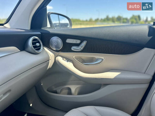 Белый Мерседес ГЛЦ-Класс, объемом двигателя 1.99 л и пробегом 95 тыс. км за 31500 $, фото 39 на Automoto.ua