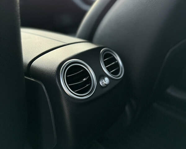 Мерседес ГЛЦ-Класс 2019 в Ровно на Automoto.ua Белый Мерседес ГЛЦ-Класс, объемом двигателя 2 л и пробегом 40 тыс. км за 32000 $, фото 28 на Automoto.ua