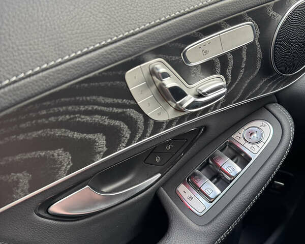 Білий Мерседес ГЛЦ-Клас, об'ємом двигуна 1.99 л та пробігом 71 тис. км за 47900 $, фото 6 на Automoto.ua